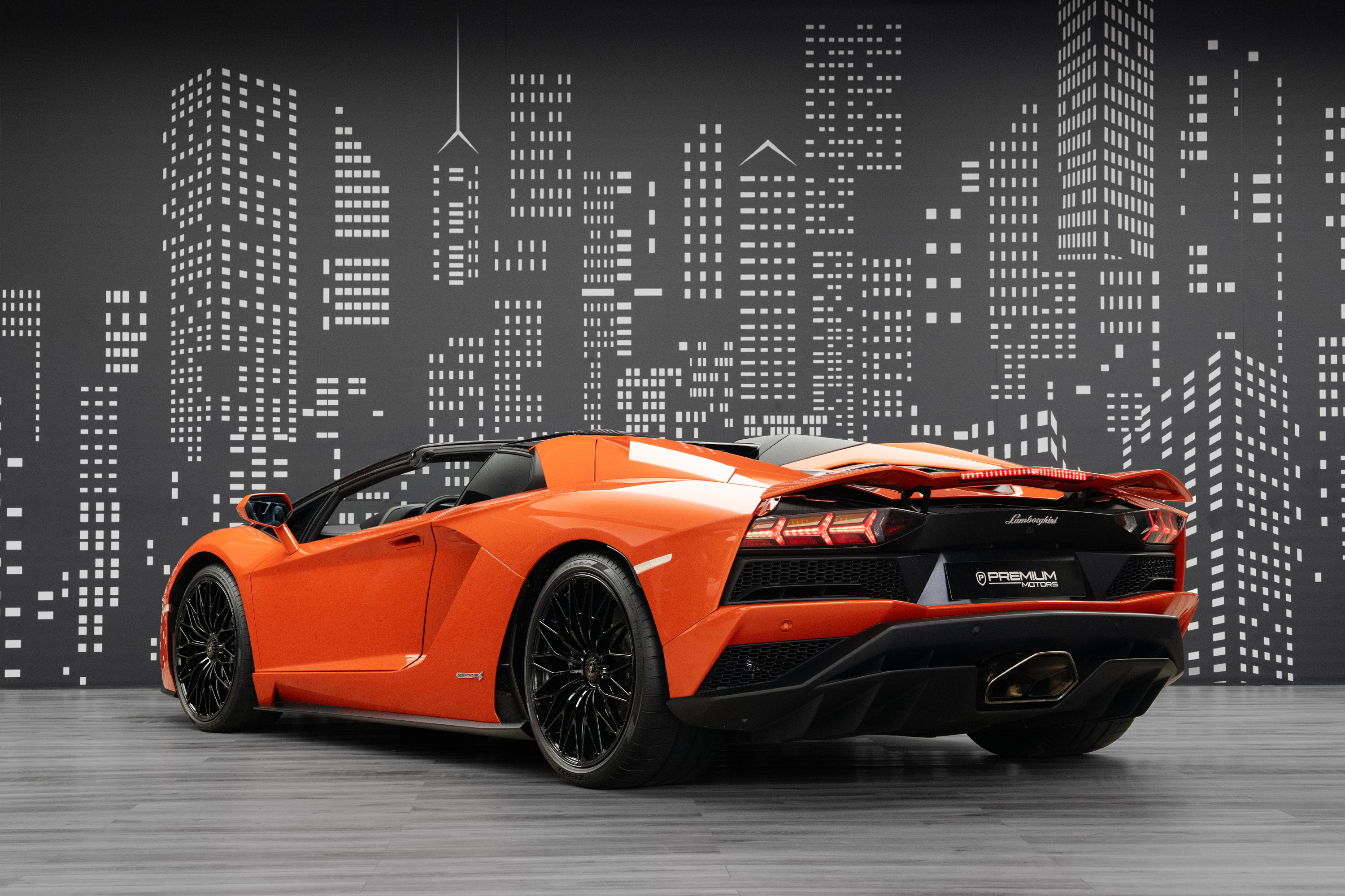 Used 2019 Lamborghini Aventador S Roadster — Orange for Sale in Dubai — gallery photograph 7