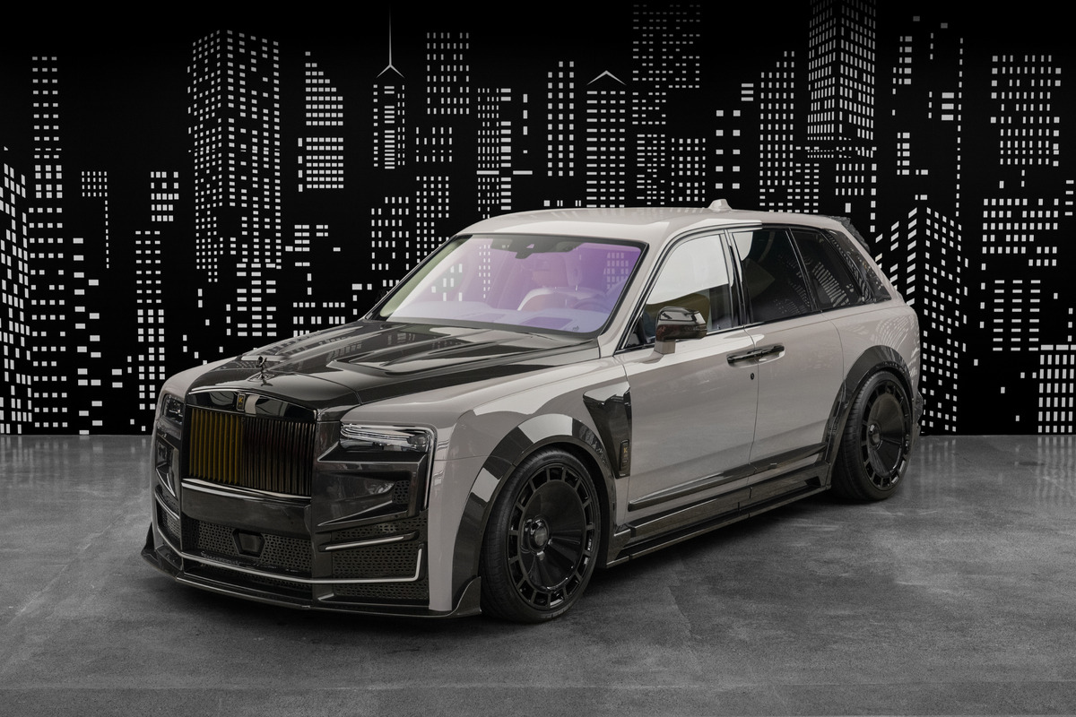 2026 Rolls-Royce Cullinan — Keyvany Hayula in Grey — front three-quarter view