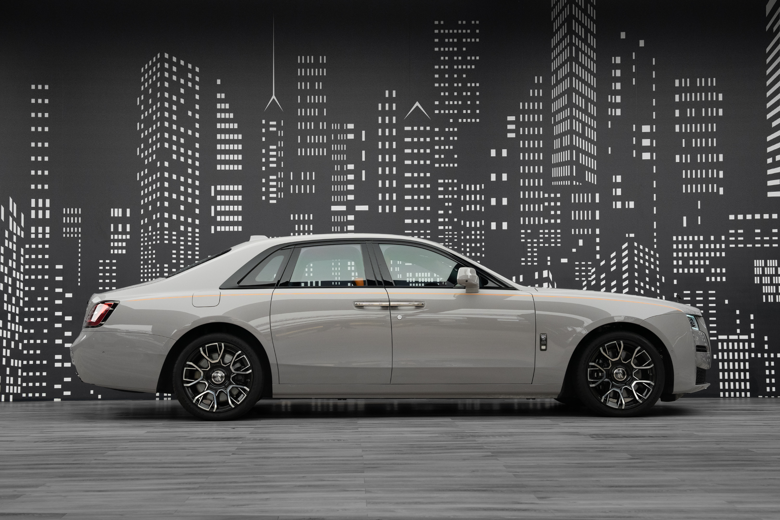 Used 2024 Rolls-Royce Ghost Black Badge — Grey for Sale in Dubai — gallery photograph 4
