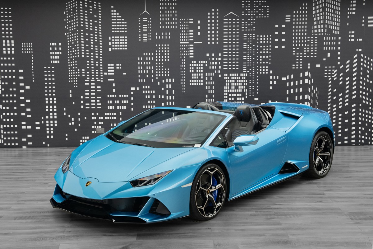 2024 Lamborghini Huracán EVO Spyder in Blue — front three-quarter view