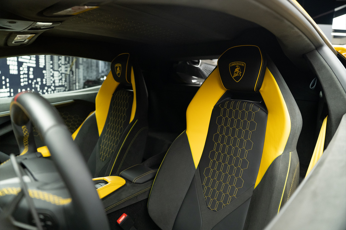 Used 2024 Lamborghini Revuelto — Yellow for Sale in Dubai — gallery photograph 12