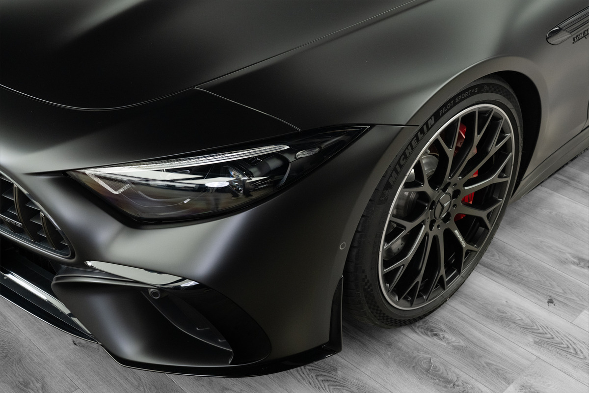 Used 2022 Mercedes-AMG SL 55 4MATIC+ — Black for Sale in Dubai — gallery photograph 7