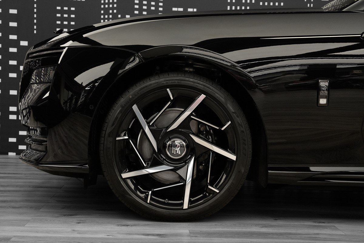 2026 Rolls-Royce Spectre Black Badge — Black for Sale in Dubai — gallery photograph 6