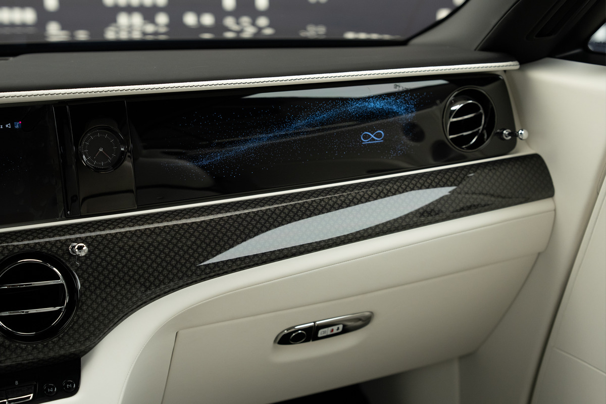 2026 Rolls-Royce Spectre Black Badge — Black for Sale in Dubai — gallery photograph 14